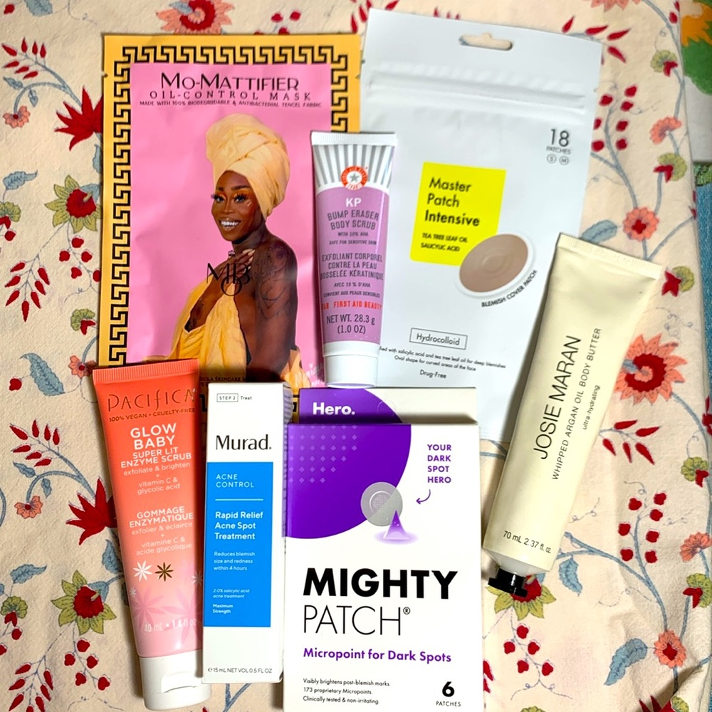 COSRX, Josie Maran, Murad, First Aid Beauty & more Skincare Deluxe Mini Bundle.